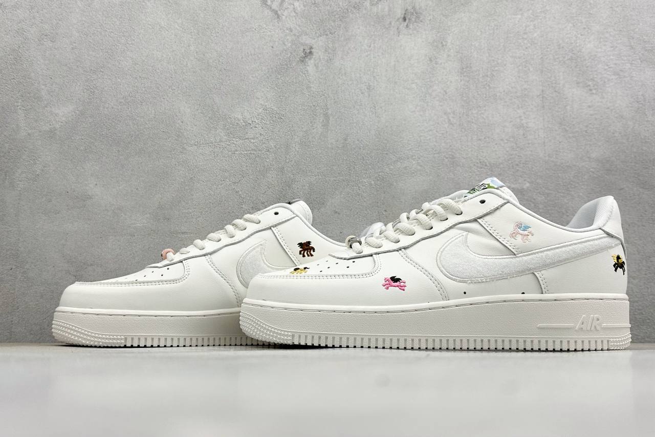 Nike Air Force 1 '07 Year of the Horse Limited Edition CNY New Year Collection Low-Top Sneakers product image 5 thumbnail