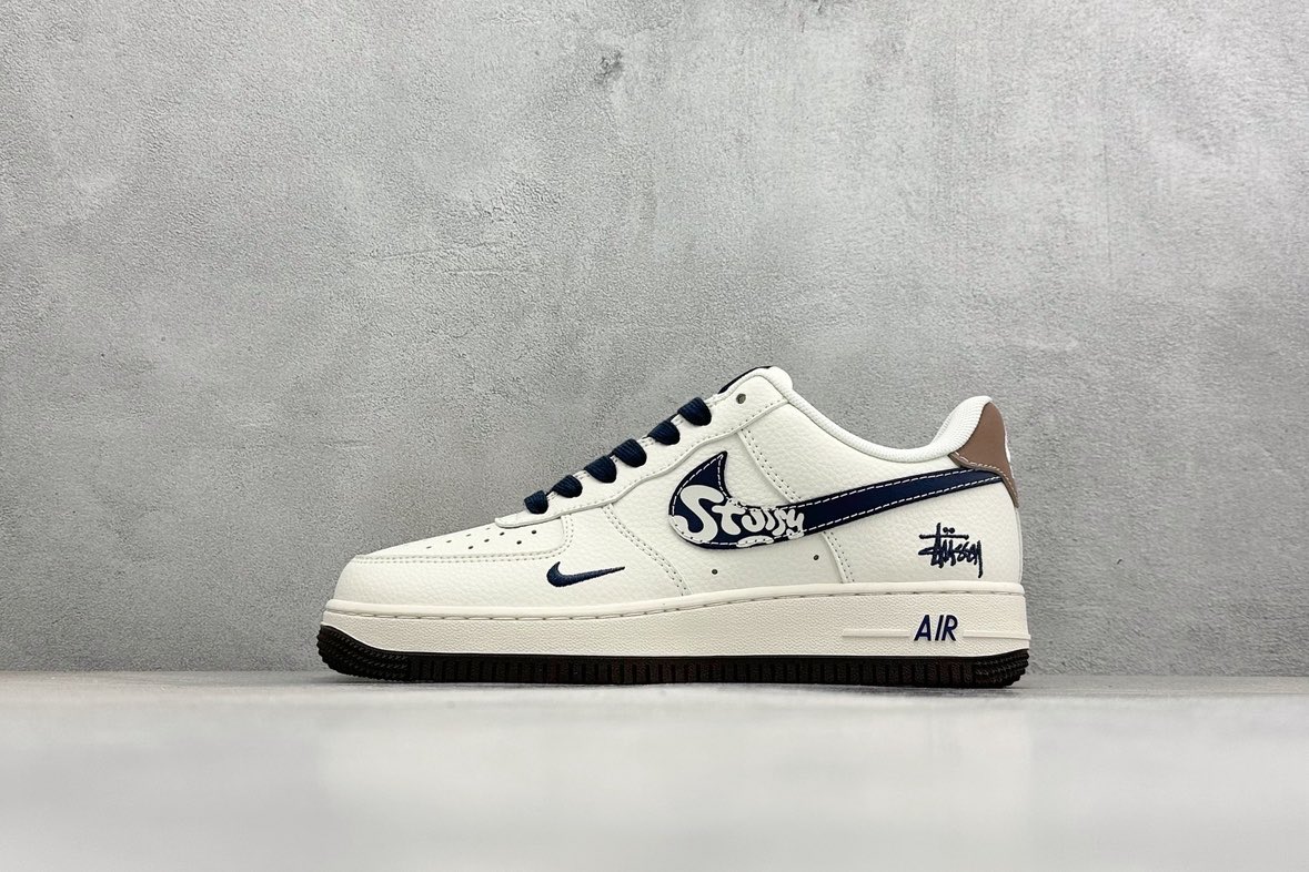 Nike Air Force 1 '07 Low Collaboration - Low-top Casual Sneakers product image 3 thumbnail