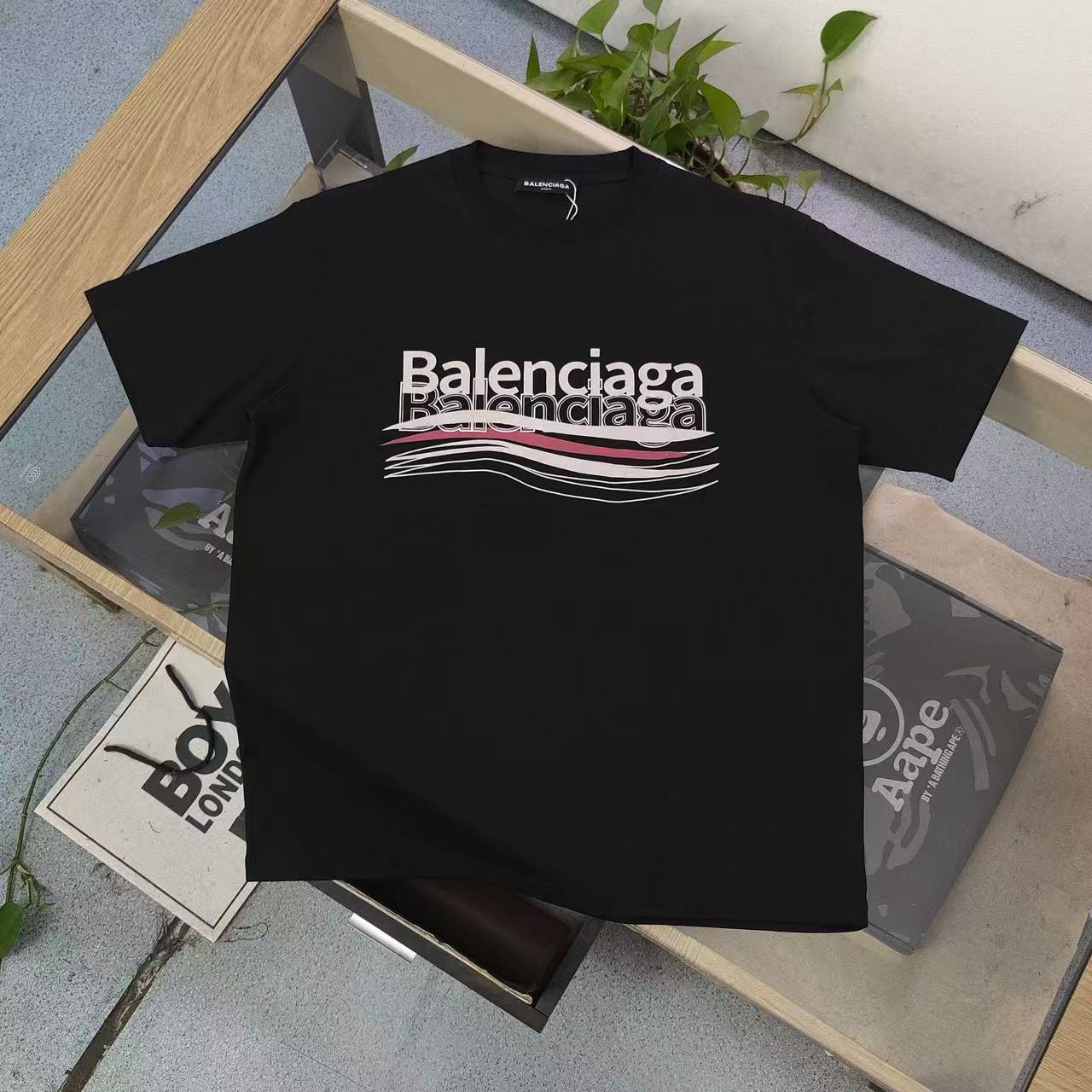 Balenciaga Classic Coke Print 400G Double Yarn Terry Cotton Unisex Sweat Shorts product image 3 thumbnail