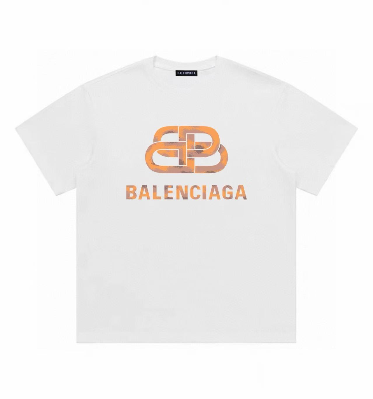 Balenciaga Vintage Camo Big Lock Buckle Crew Neck Unisex T-shirt product image 3 thumbnail
