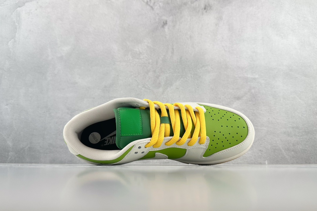 Nike Dunk Low product image 3 thumbnail