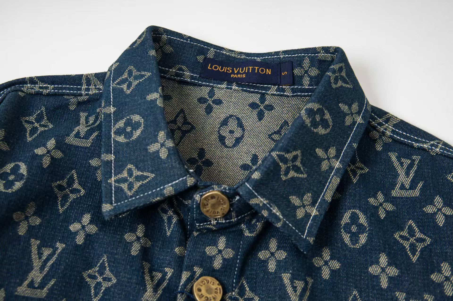 Louis Vuitton Vintage All Over Letter Jacquard Washed Denim Shirt Unisex Coat product image 3 thumbnail