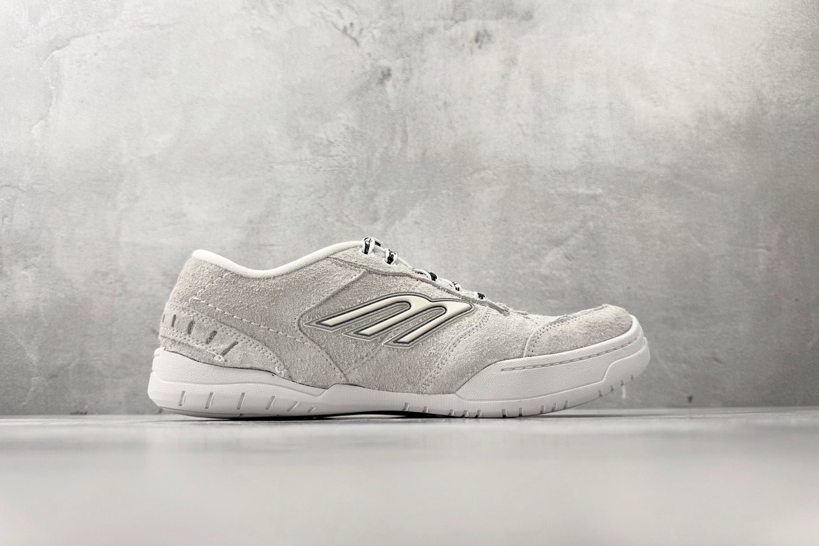 Balenciaga Low-Top Sneaker product image 2 thumbnail