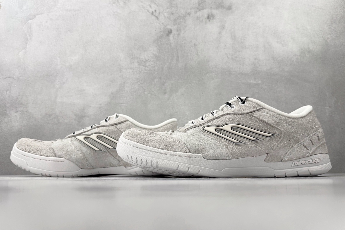 Balenciaga Low-Top Sneaker product image 5 thumbnail