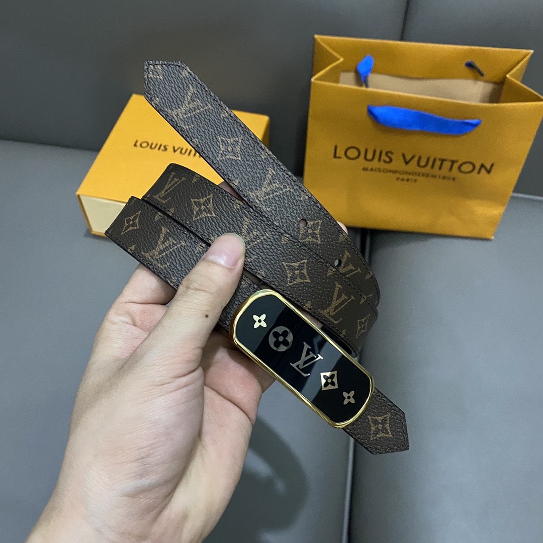 LV 25mm Initiales Reversible Belt Monogram Canvas product image 2 thumbnail