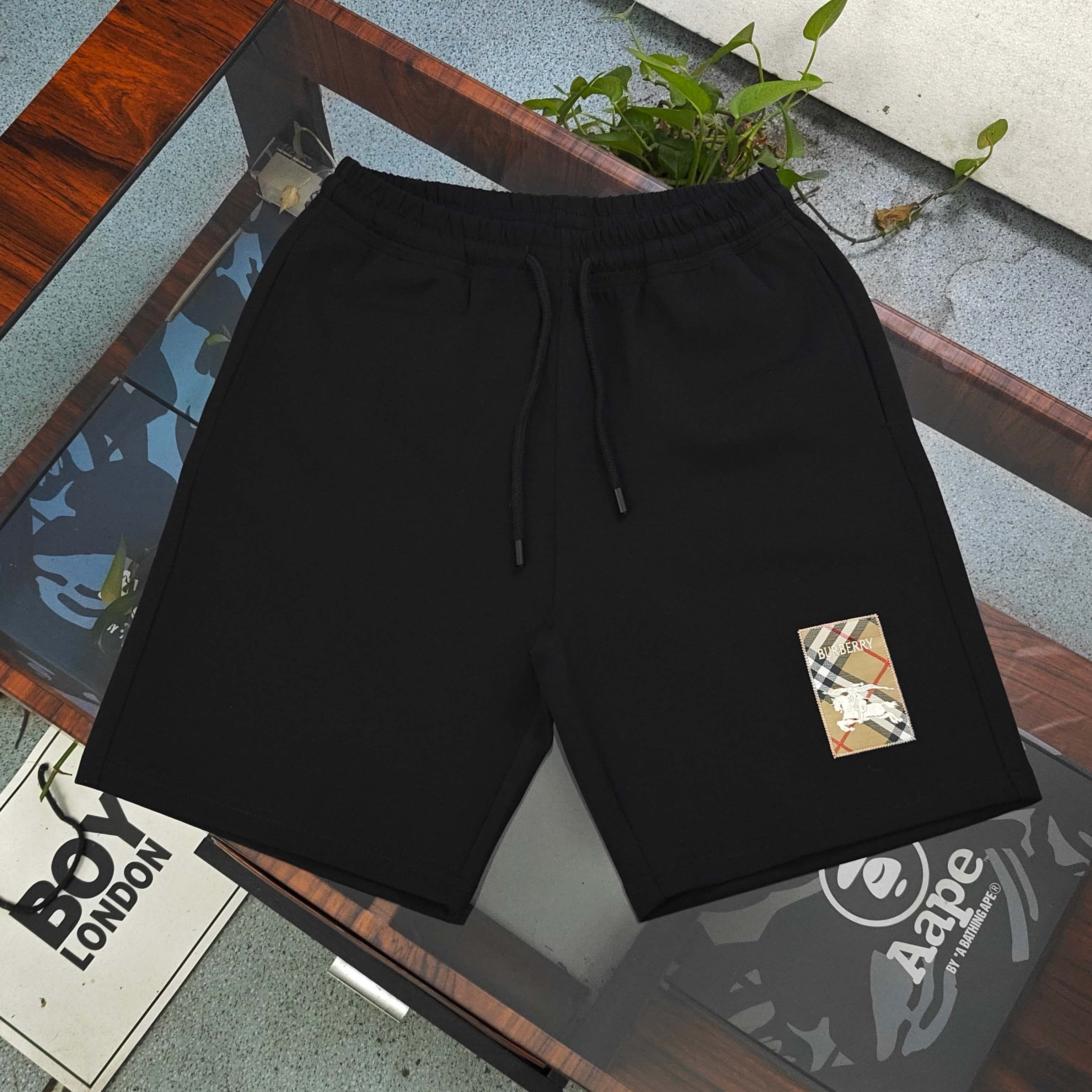 Burberry Classic Knight Logo Unisex Casual Five-Point Shorts product image 3 thumbnail