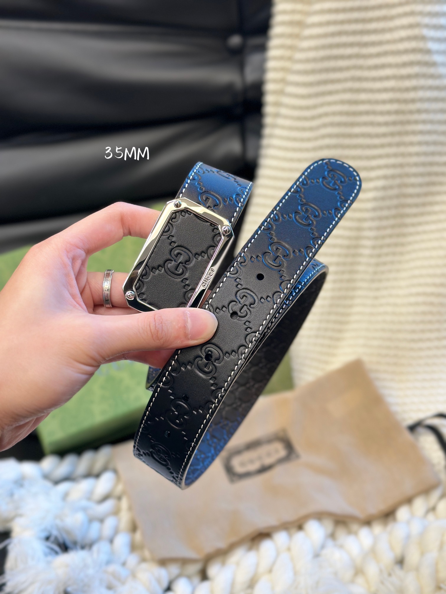 Gucci Reversible Calfskin Automatic Buckle Belt 3.5cm  product image 2 thumbnail