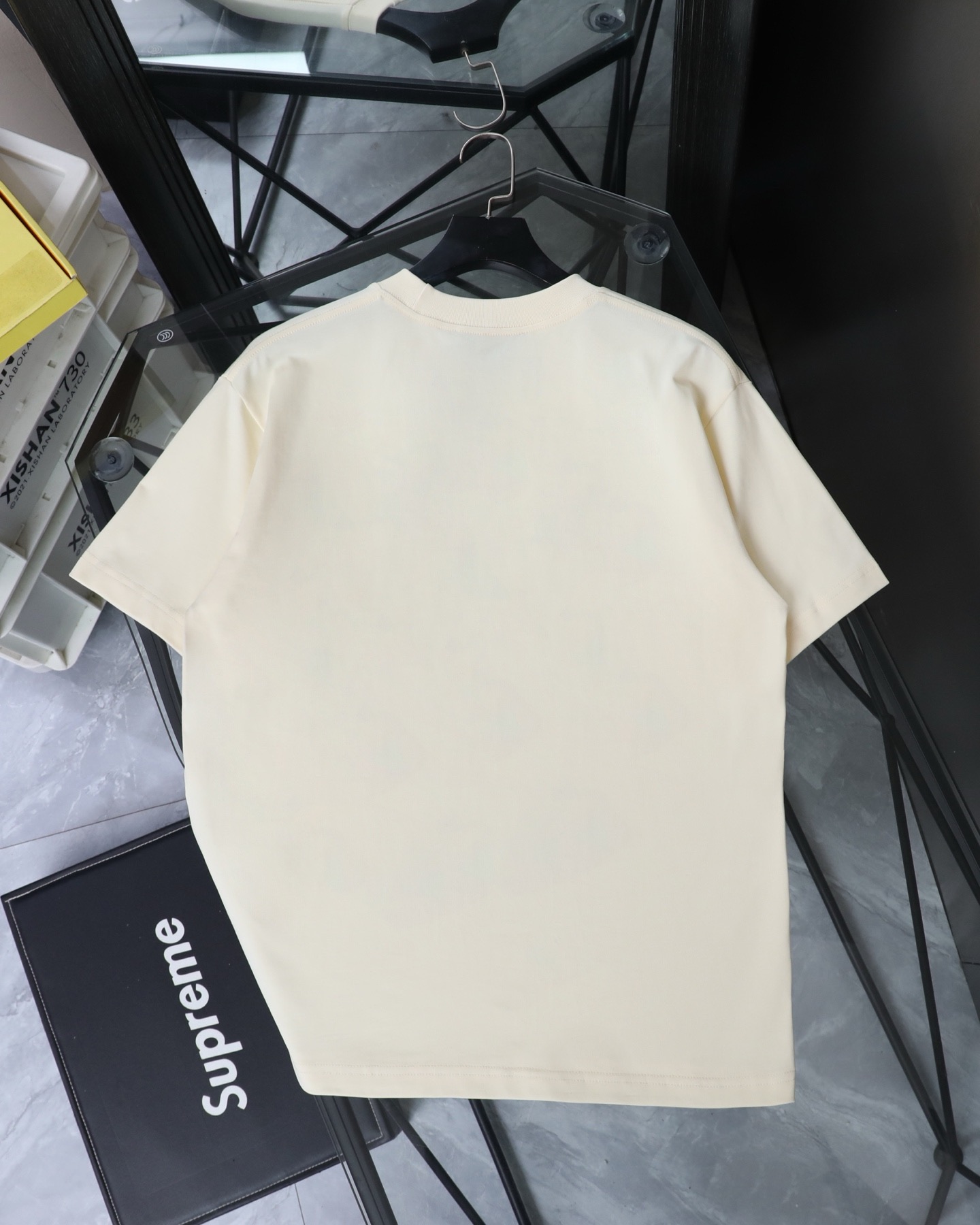 Gucci Carousel Pegasus Print Crew Neck T-shirt product image 2 thumbnail