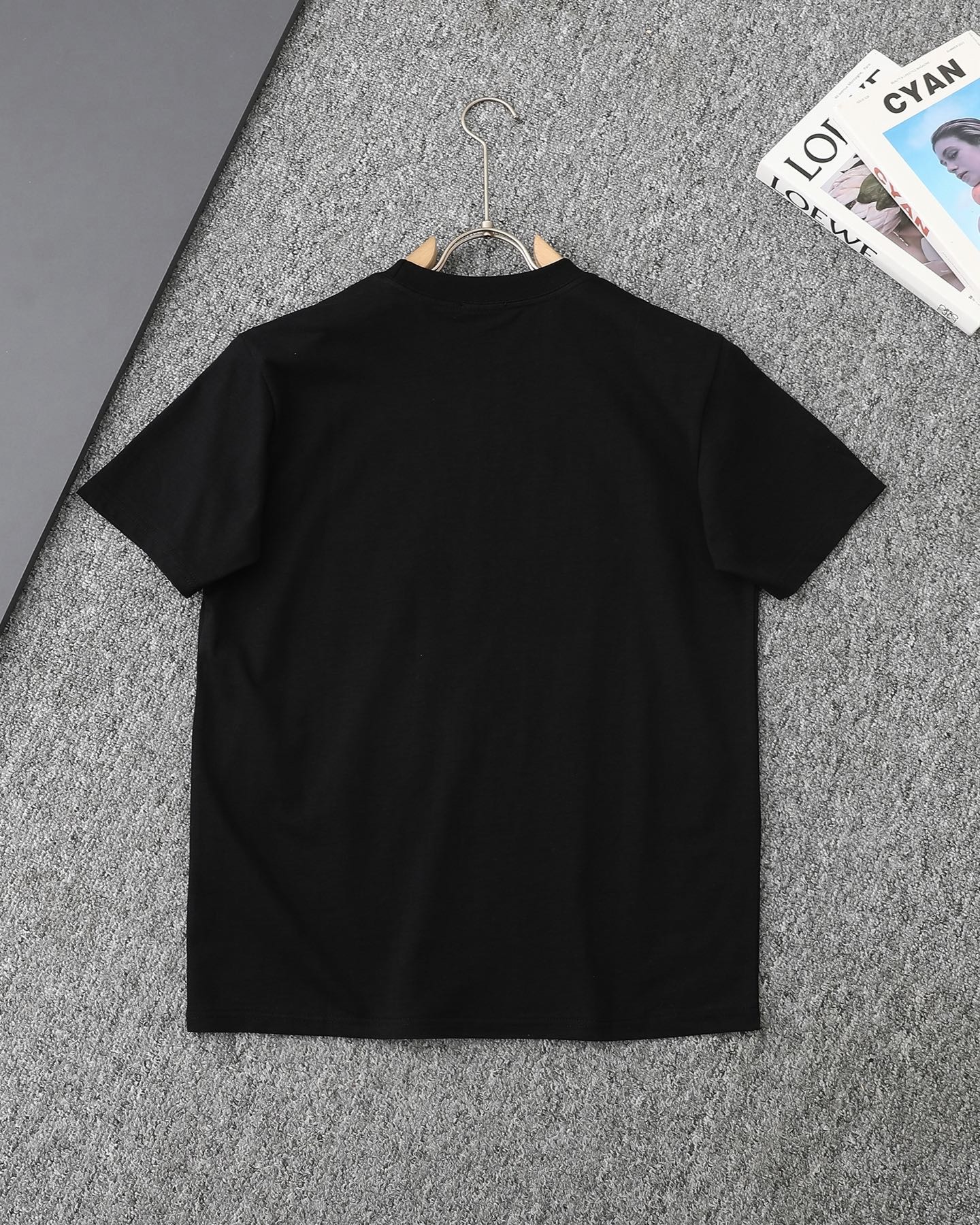 DIOR-CD-EMBROIDERED-TSHIRT-2026FW product image 3 thumbnail