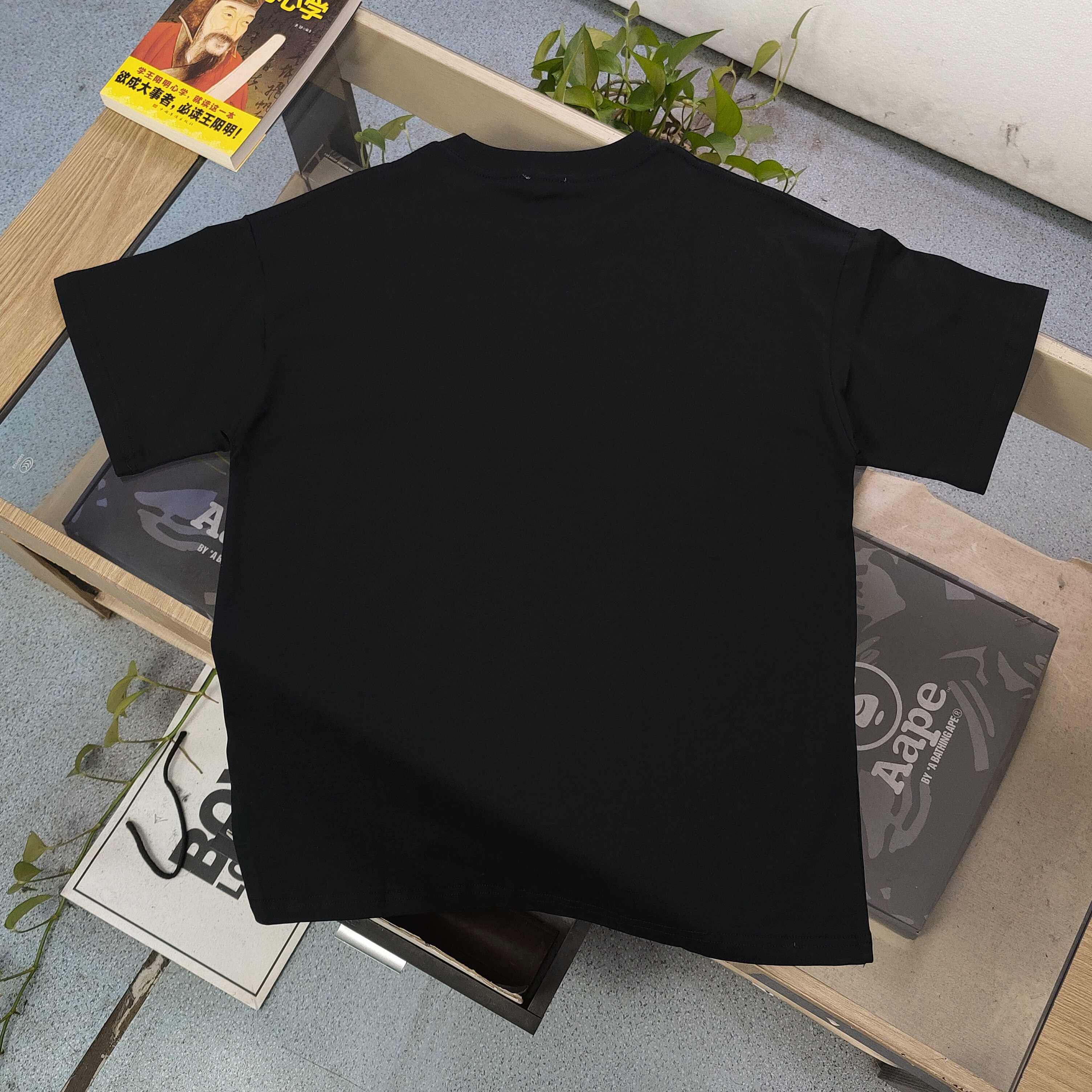 Dior Patch Embroidered Letter Print T-Shirt product image 2 thumbnail