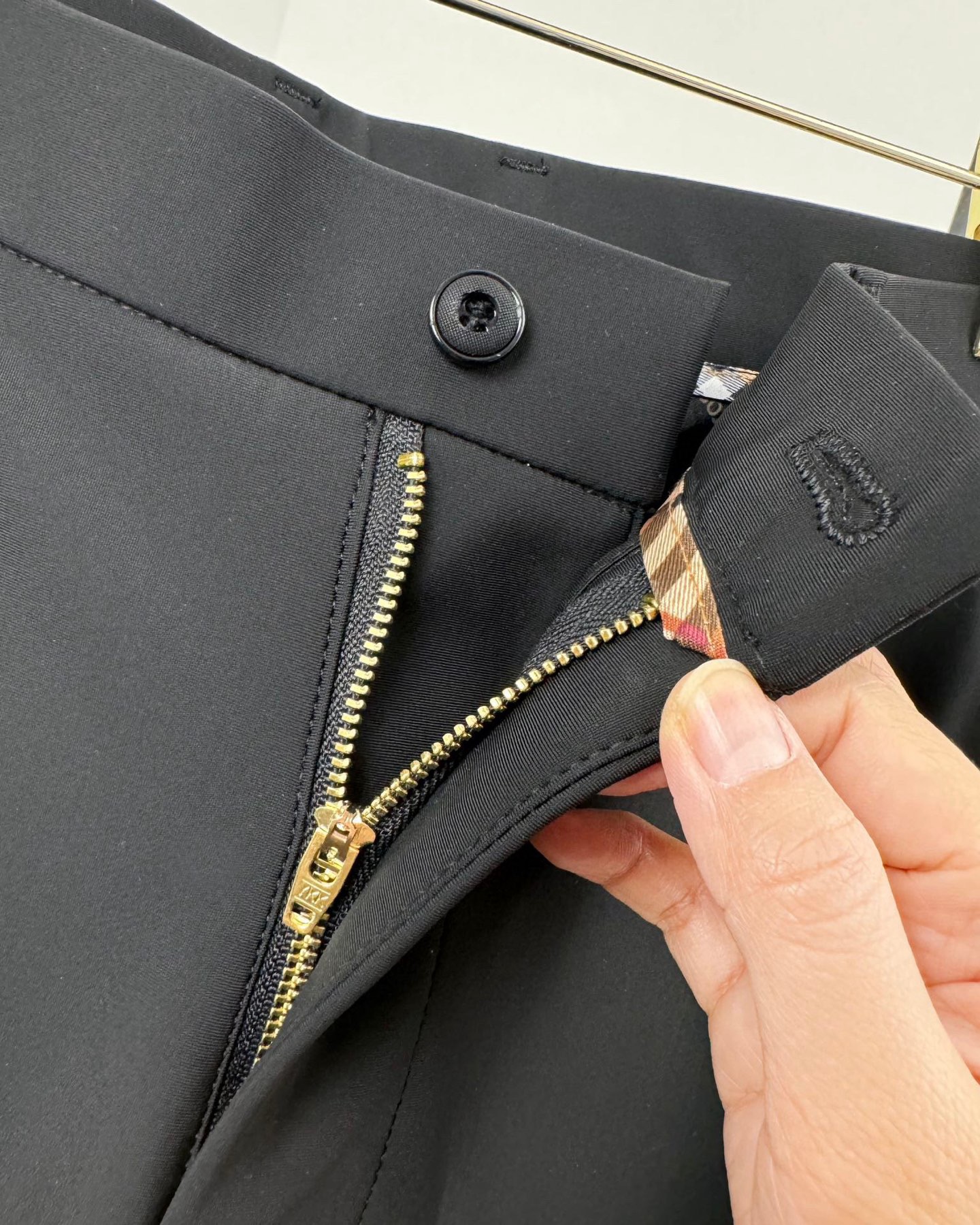PRADA Men's Solid Black Milk Silk Business Trousers product image 4 thumbnail