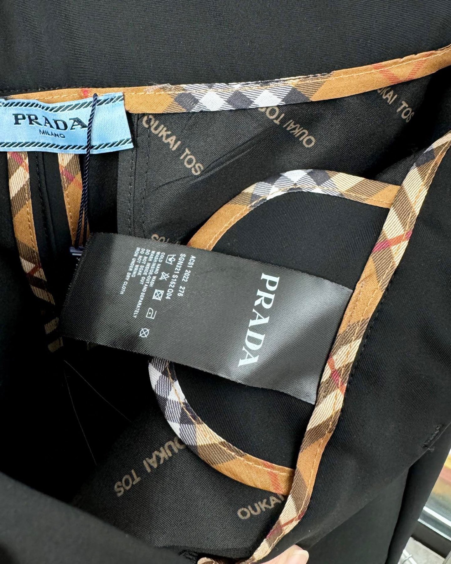 PRADA Men's Solid Black Milk Silk Business Trousers product image 5 thumbnail
