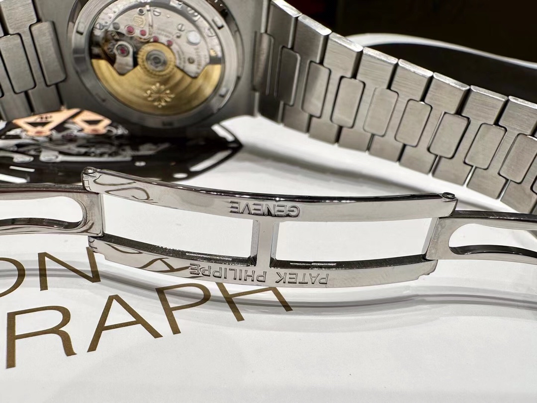 Patek Philippe Nautilus-Style Automatic Watch – Stainless Steel Edition product image 5 thumbnail