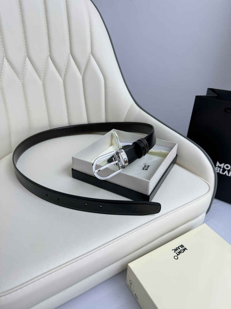 Mont Blanc Classic Designer Men's Leather Belt product image 3 thumbnail