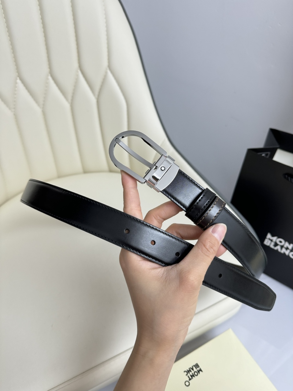 Mont Blanc Classic Designer Men's Leather Belt product image 4 thumbnail