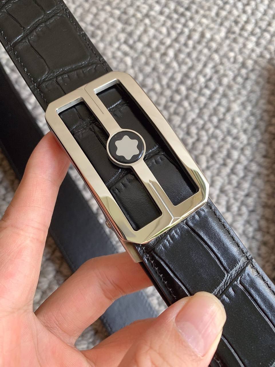 Mont Blanc Automatic Buckle Crocodile-Pattern Leather Belt with Smart Chip product image 4 thumbnail