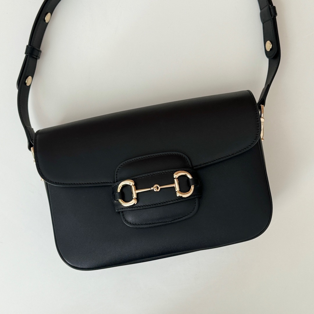     Luxury-Style Black Leather Horsebit Shoulder Bag product image 4 thumbnail