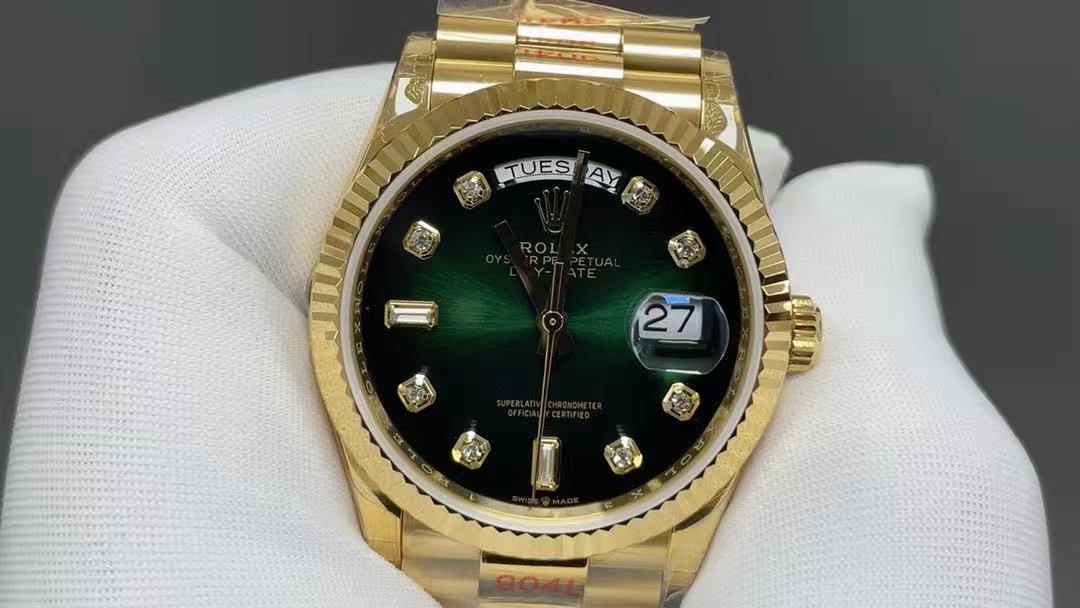 Rolex-Style Day-Date 36mm Yellow Gold Tone Green Dial Watch