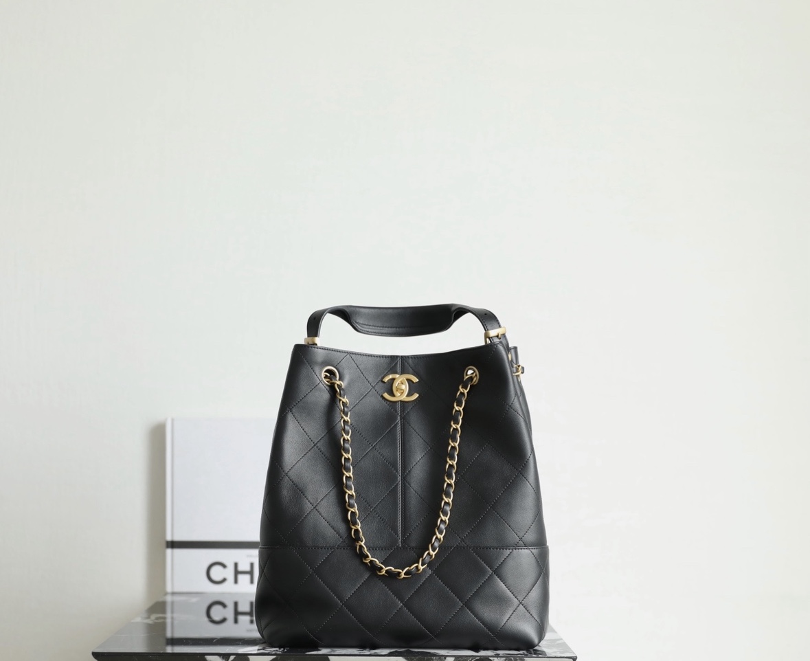     Chanel 25A Black Calfskin Vertical Shopping Tote Bag