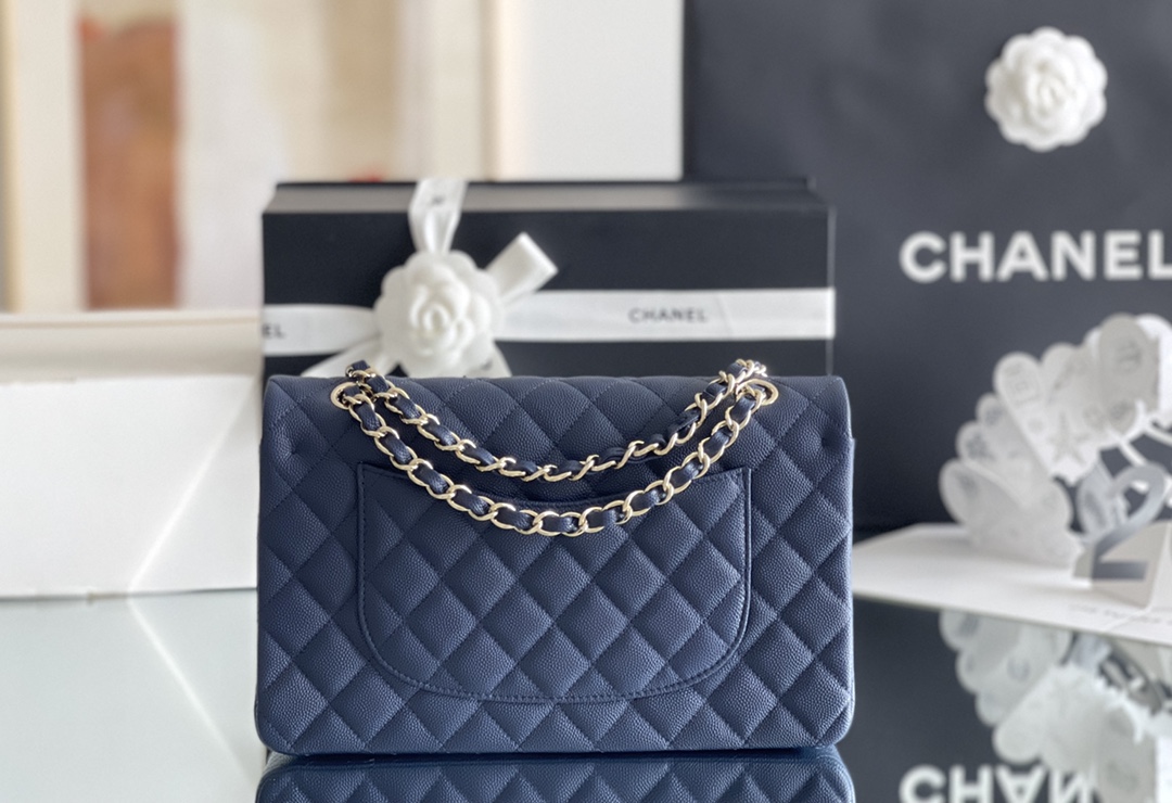     CF-Style Medium Navy Quilted Chain Shoulder Bag product image 3 thumbnail