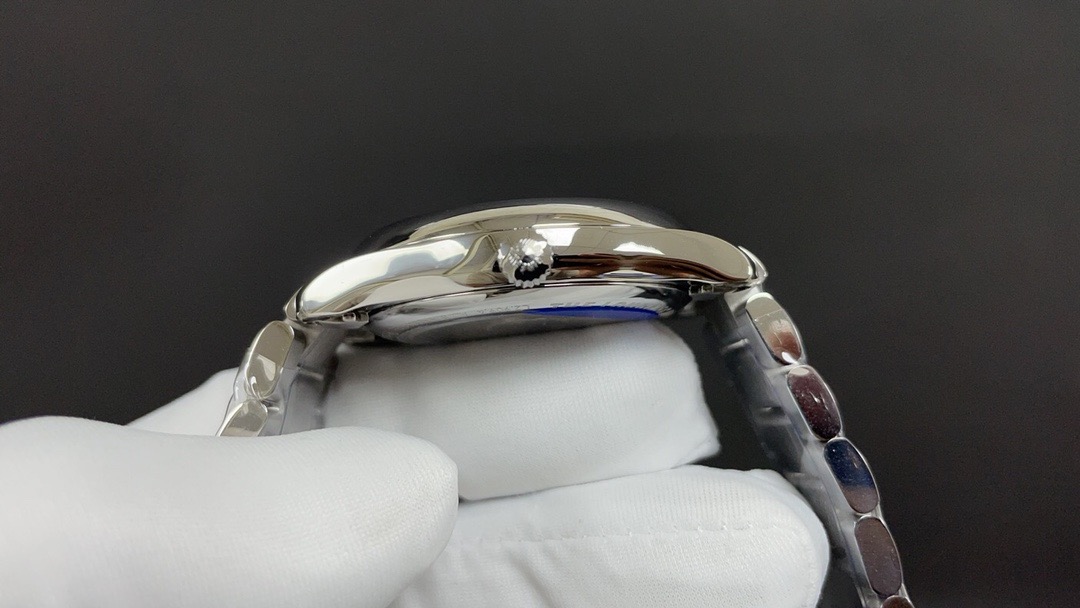 Longines Conquest Automatic Mechanical Watch – 41mm Stainless Steel product image 3 thumbnail