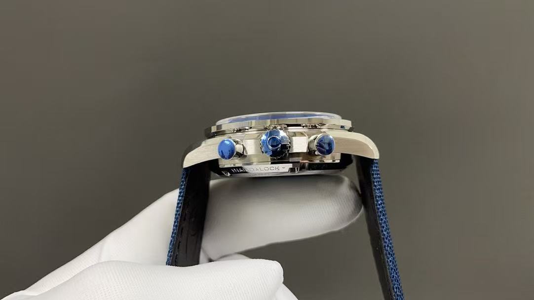 Omega-Style Speedmaster Snoopy 42mm Chronograph Watch product image 3 thumbnail