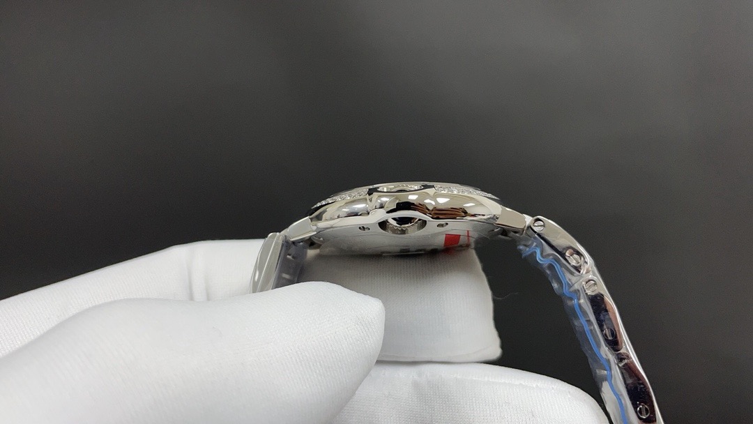 Cartier Ballon Bleu 33mm Diamond Dial Watch product image 3 thumbnail