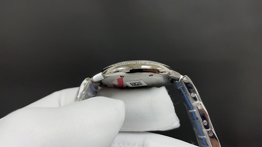 Cartier Ballon Bleu 33mm Diamond Dial Watch product image 4 thumbnail