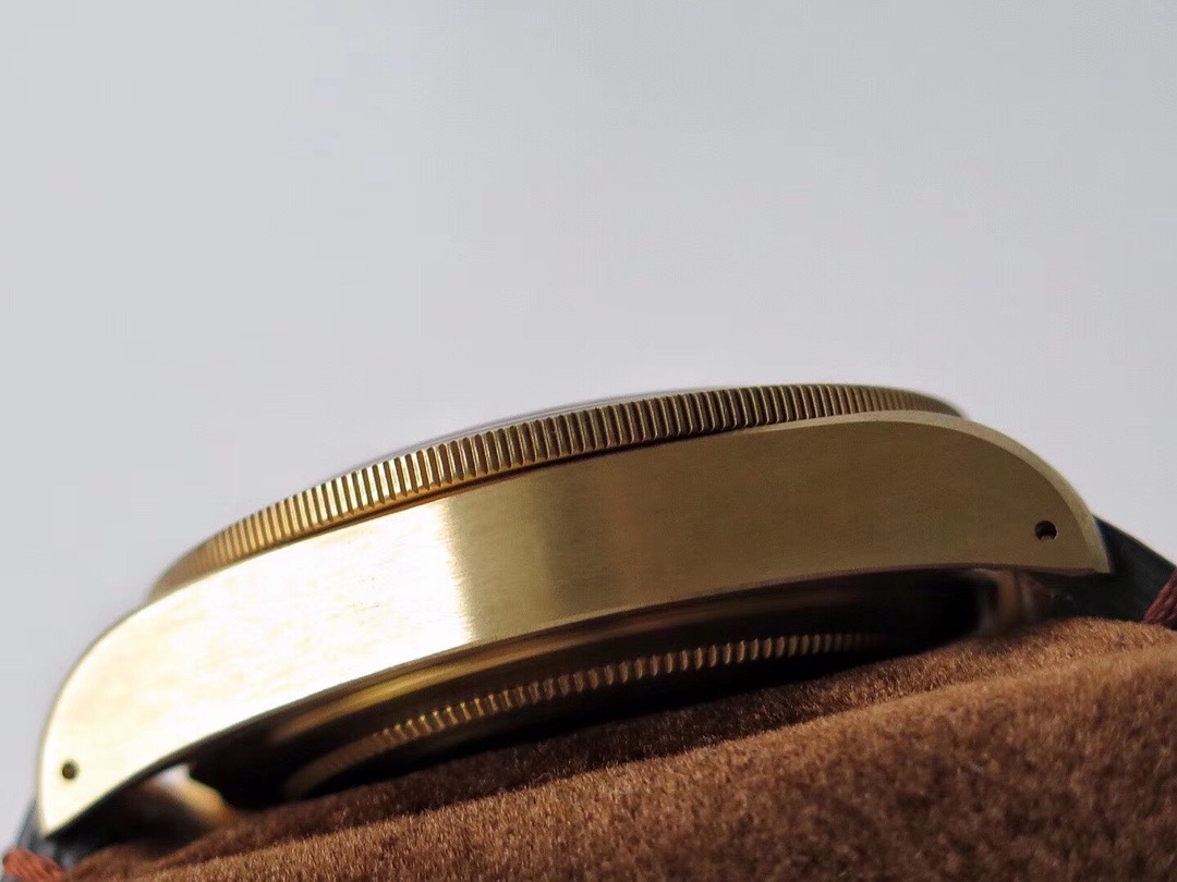 Tudor Black Bay Bronze 43mm Brown Dial Leather Strap Watch product image 4 thumbnail
