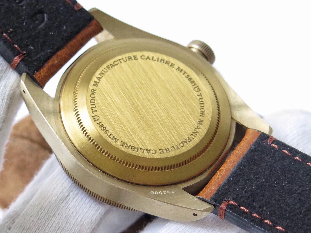 Tudor Black Bay Bronze 43mm Brown Dial Leather Strap Watch product image 6 thumbnail