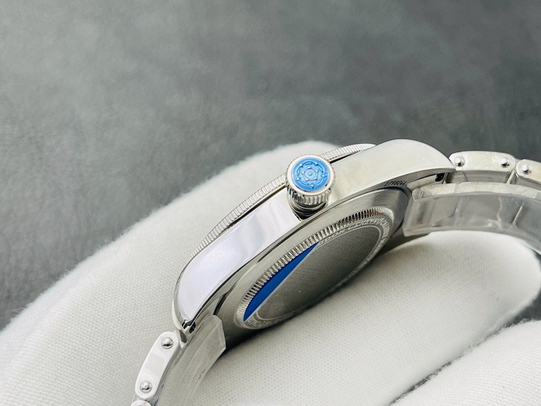 Tudor-Style Black Bay Fifty-Eight 39mm Automatic Watch product image 2 thumbnail