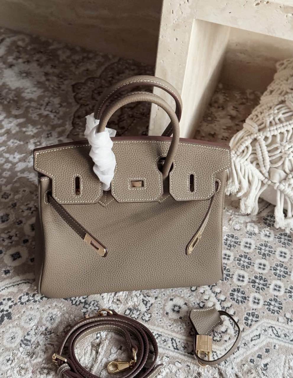 Hermès Birkin 25 Togo Grain Leather Handbag – Classic Edition
