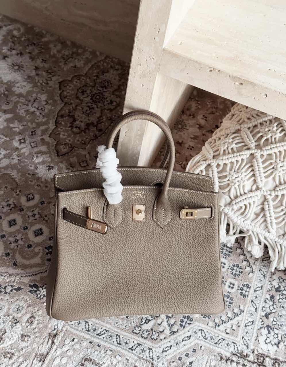 Hermès Birkin 25 Togo Grain Leather Handbag – Classic Edition product image 2 thumbnail