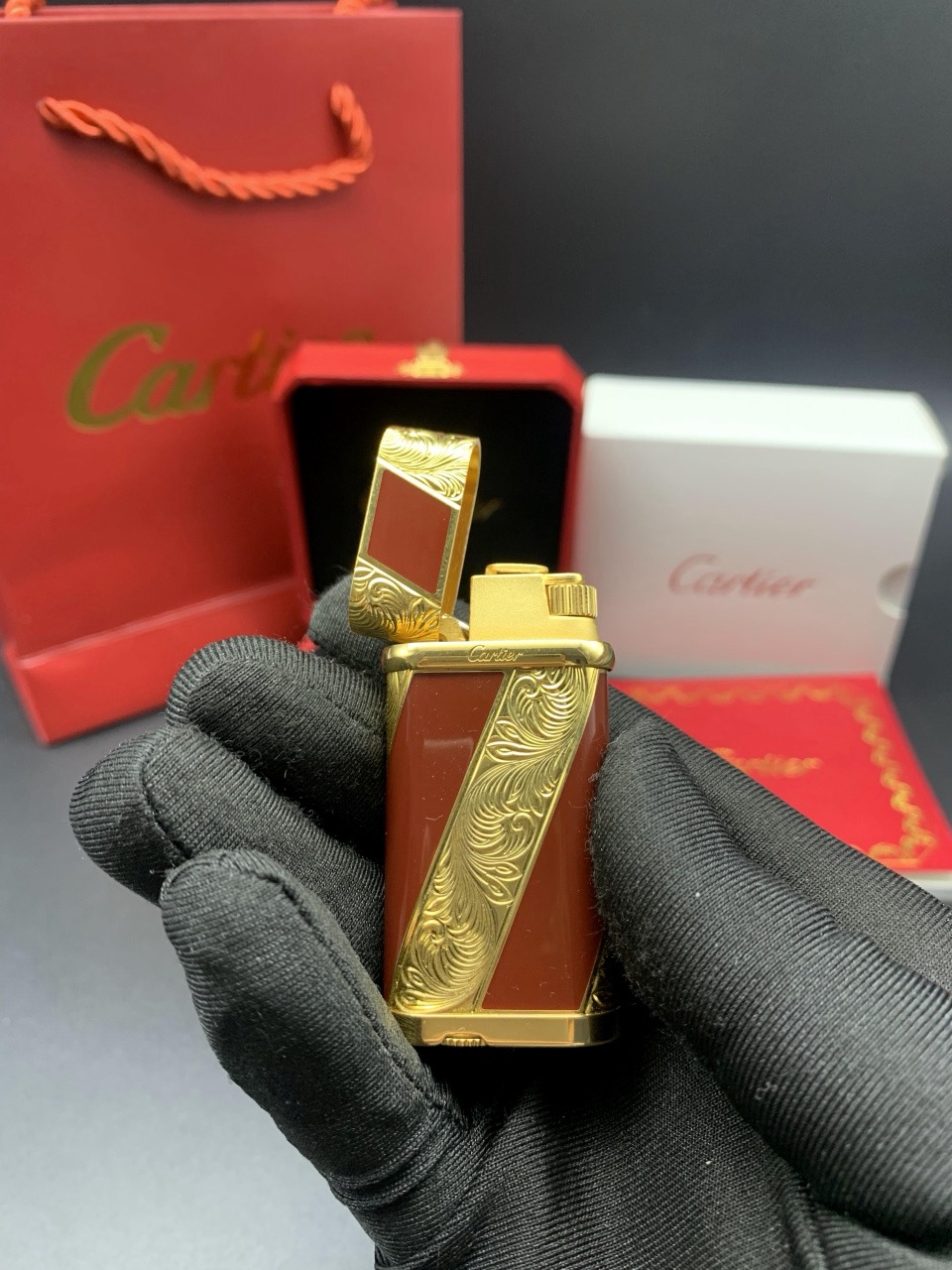 Cartier Red Agate-Style Enamel Gold-Tone Gas Lighter product image 2 thumbnail