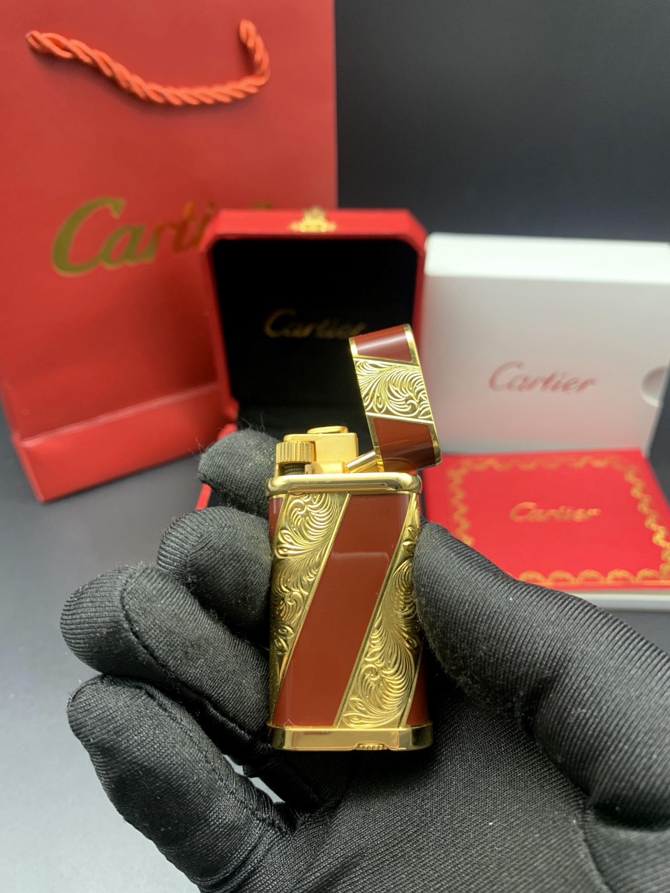 Cartier Red Agate-Style Enamel Gold-Tone Gas Lighter product image 3 thumbnail