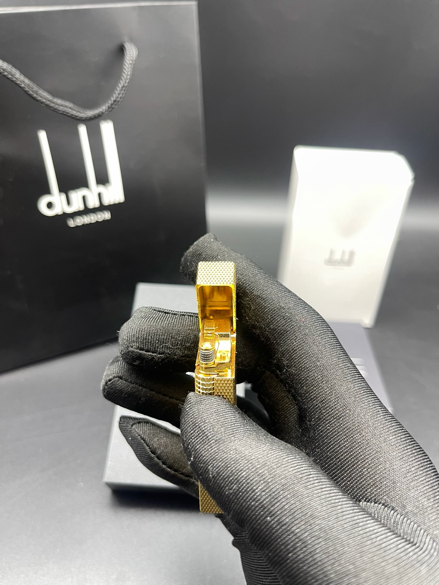 Dunhill Rollagas Gold-Tone Diamond-Cut Gas Lighter product image 4 thumbnail
