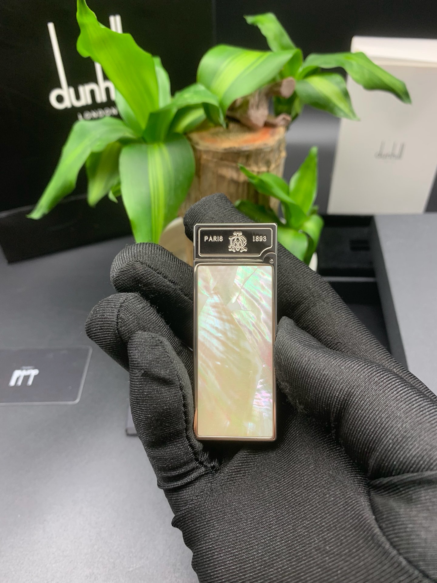 Dunhill Rollagas White Mother of Pearl Gas Lighter
