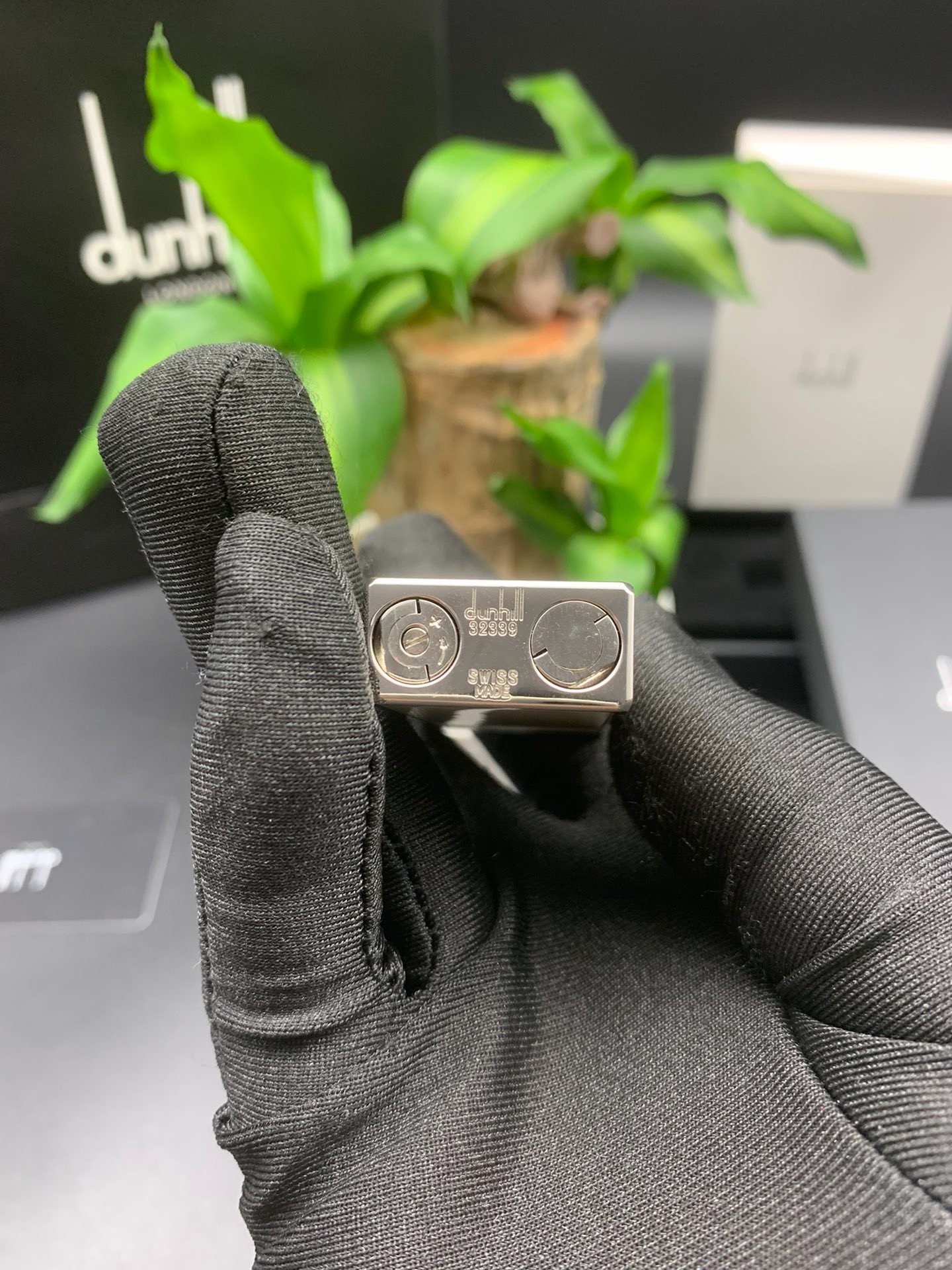 Dunhill Rollagas White Mother of Pearl Gas Lighter product image 5 thumbnail