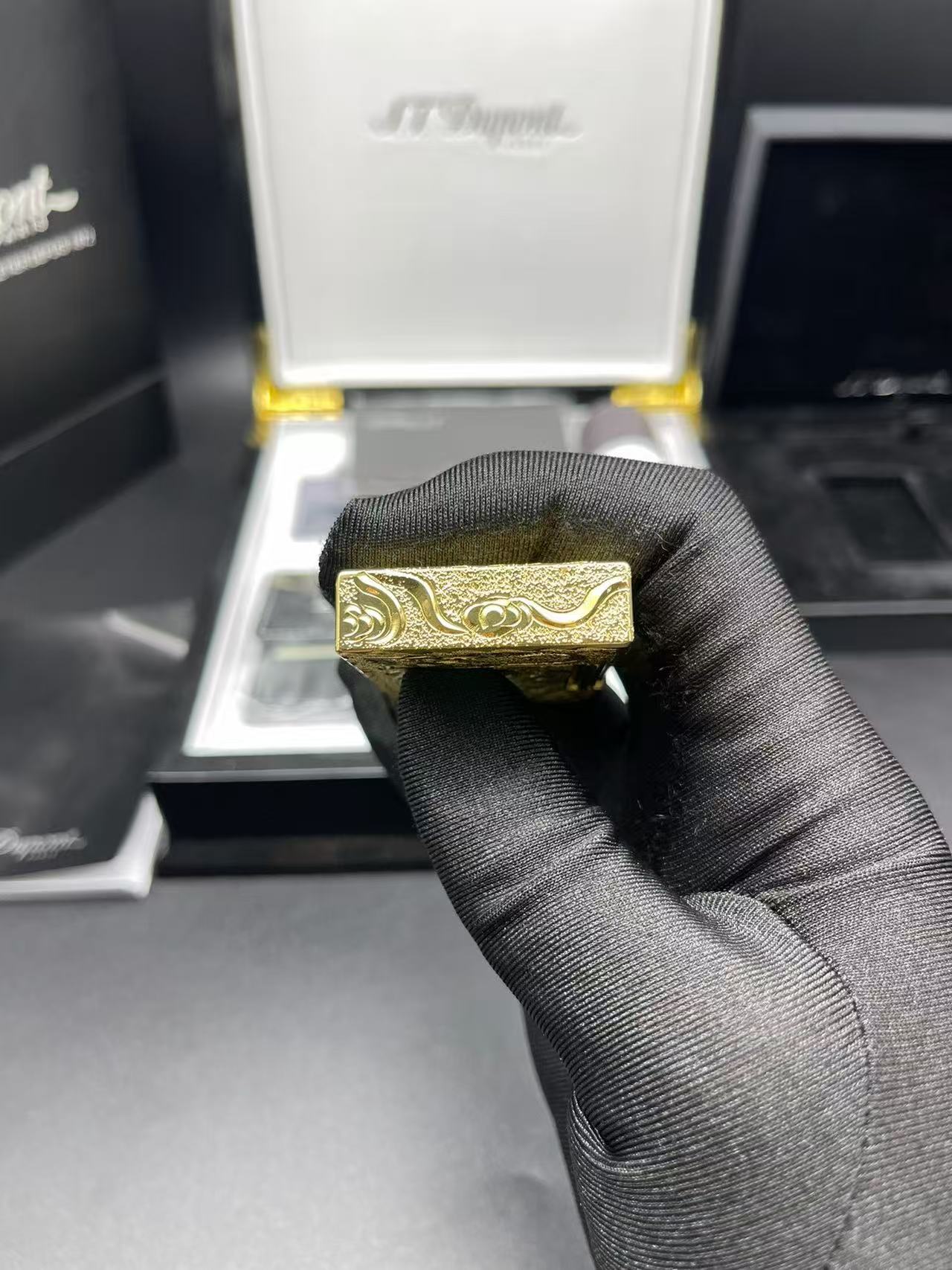 S.T. Dupont Ligne 2 Tiger Relief Gold-Tone Gas Lighter product image 4 thumbnail