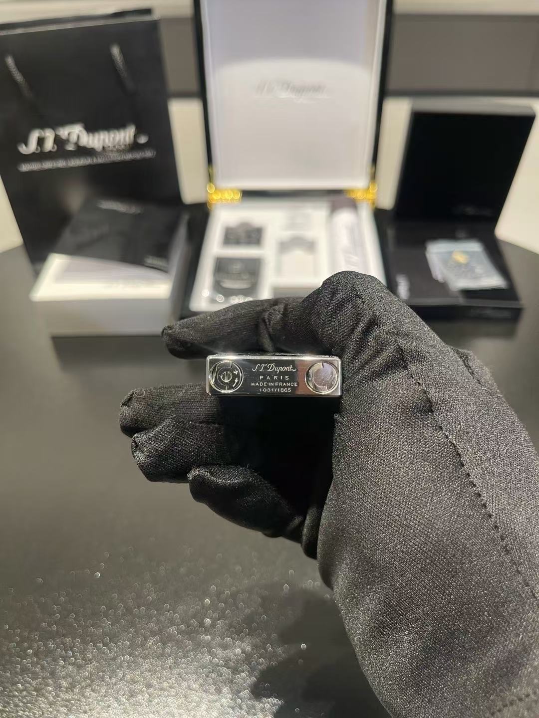 S.T. Dupont Ligne 2 Radar Web Black Lacquer Limited Edition Lighter product image 5 thumbnail