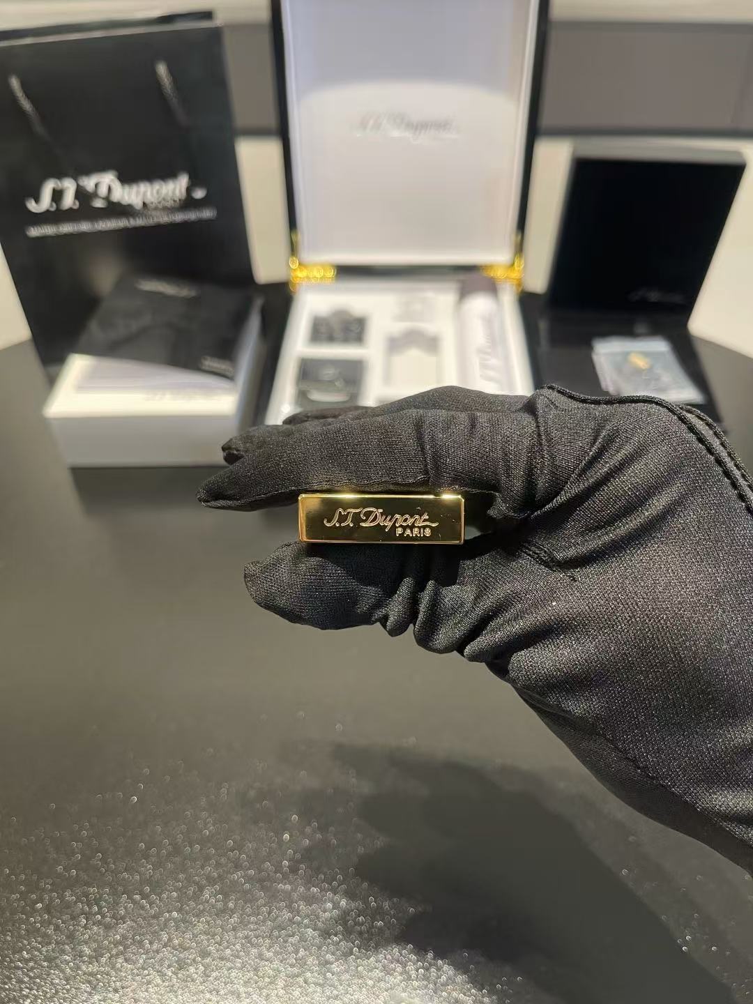 S.T. Dupont Ligne 2 Sun Eclipse Limited Edition Lighter product image 4 thumbnail