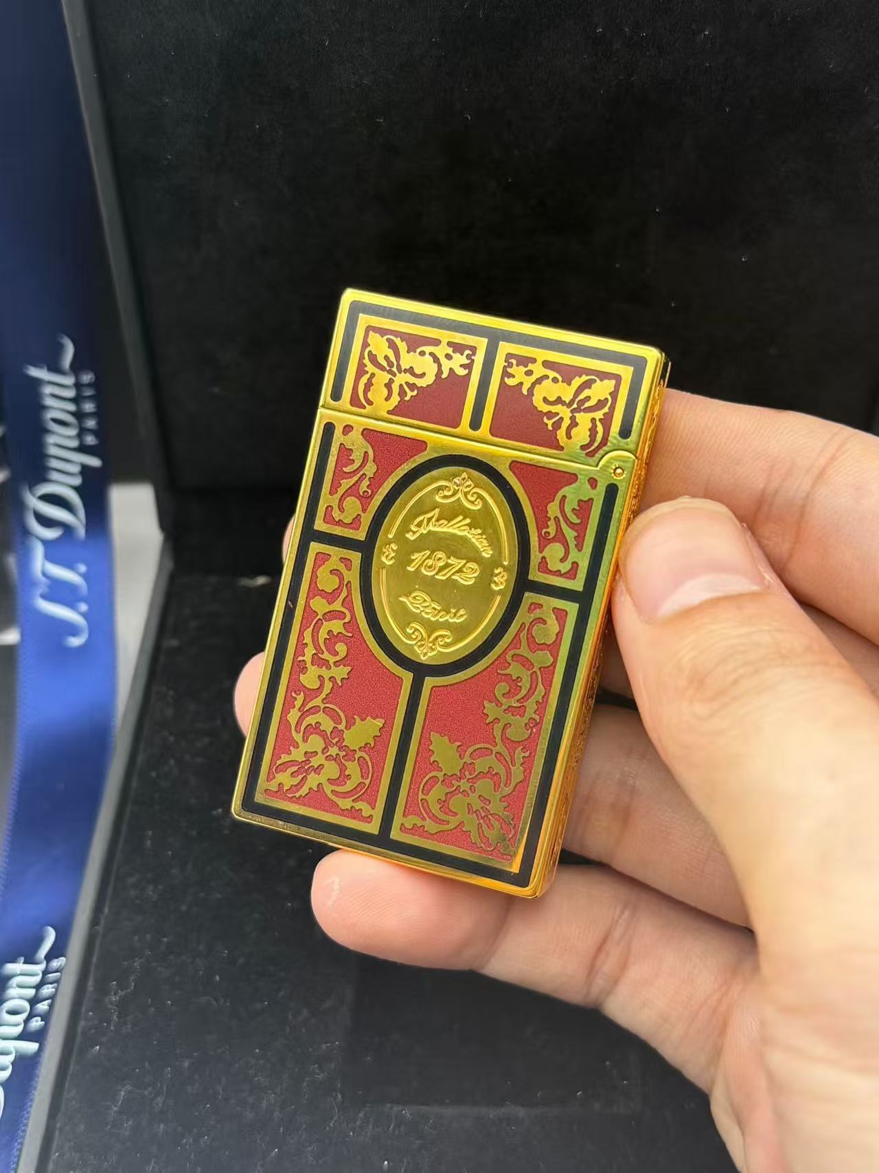 S.T. Dupont Le Grand Red Lacquer Gold Scrollwork Dual-Flame Lighter