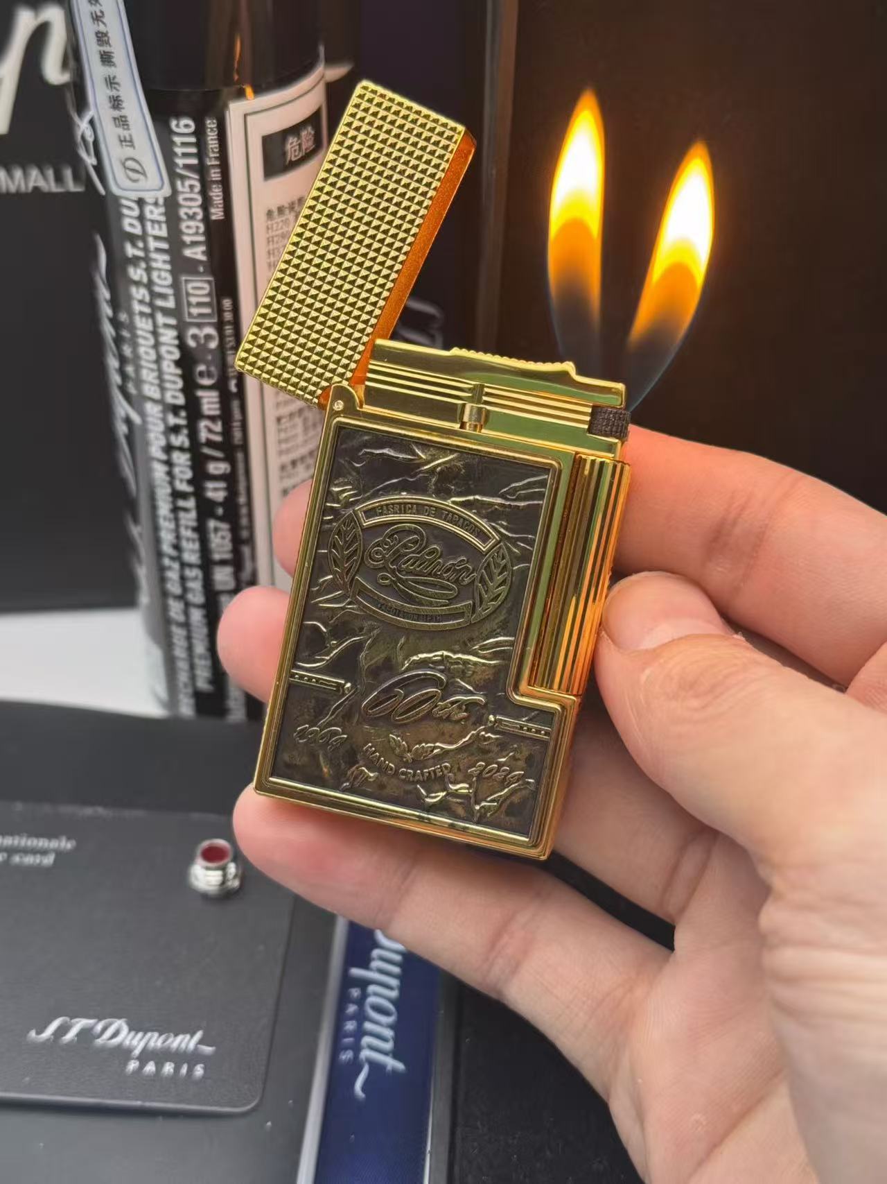 S.T. Dupont Le Grand Padrón 60th Anniversary Limited Edition Dual-Flame Lighter product image 6 thumbnail
