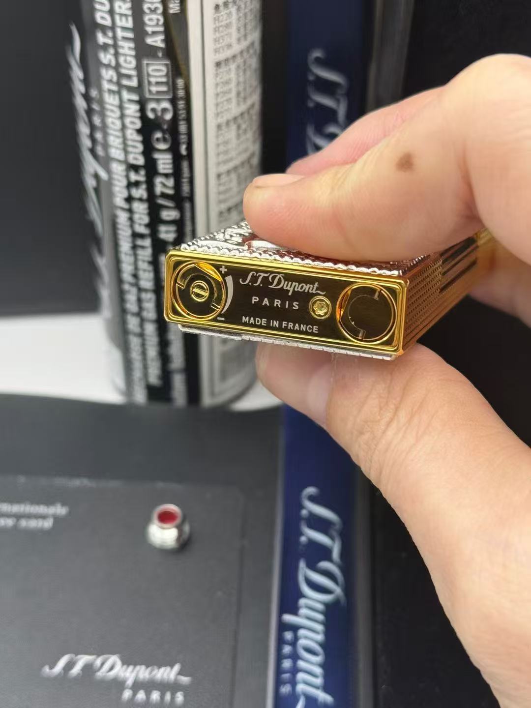 S.T. Dupont Ligne 2 Paris Flagship Boutique Limited Edition Lighter product image 4 thumbnail