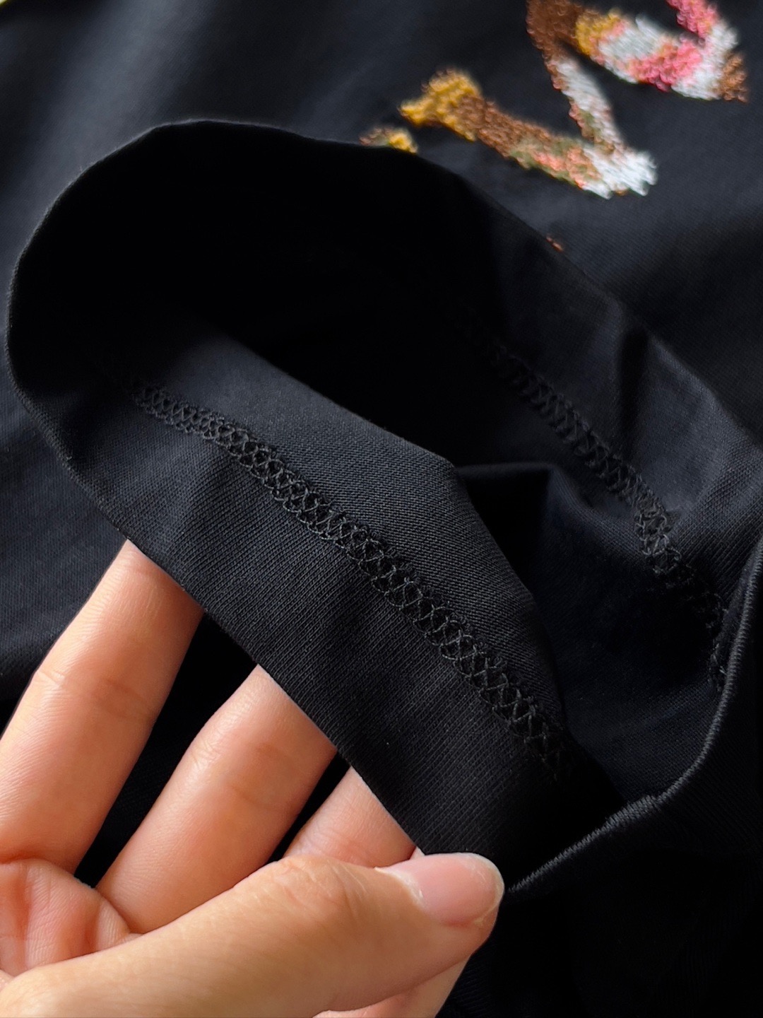 LOEWE Gradient Flocked Logo Relaxed T-Shirt product image 5 thumbnail