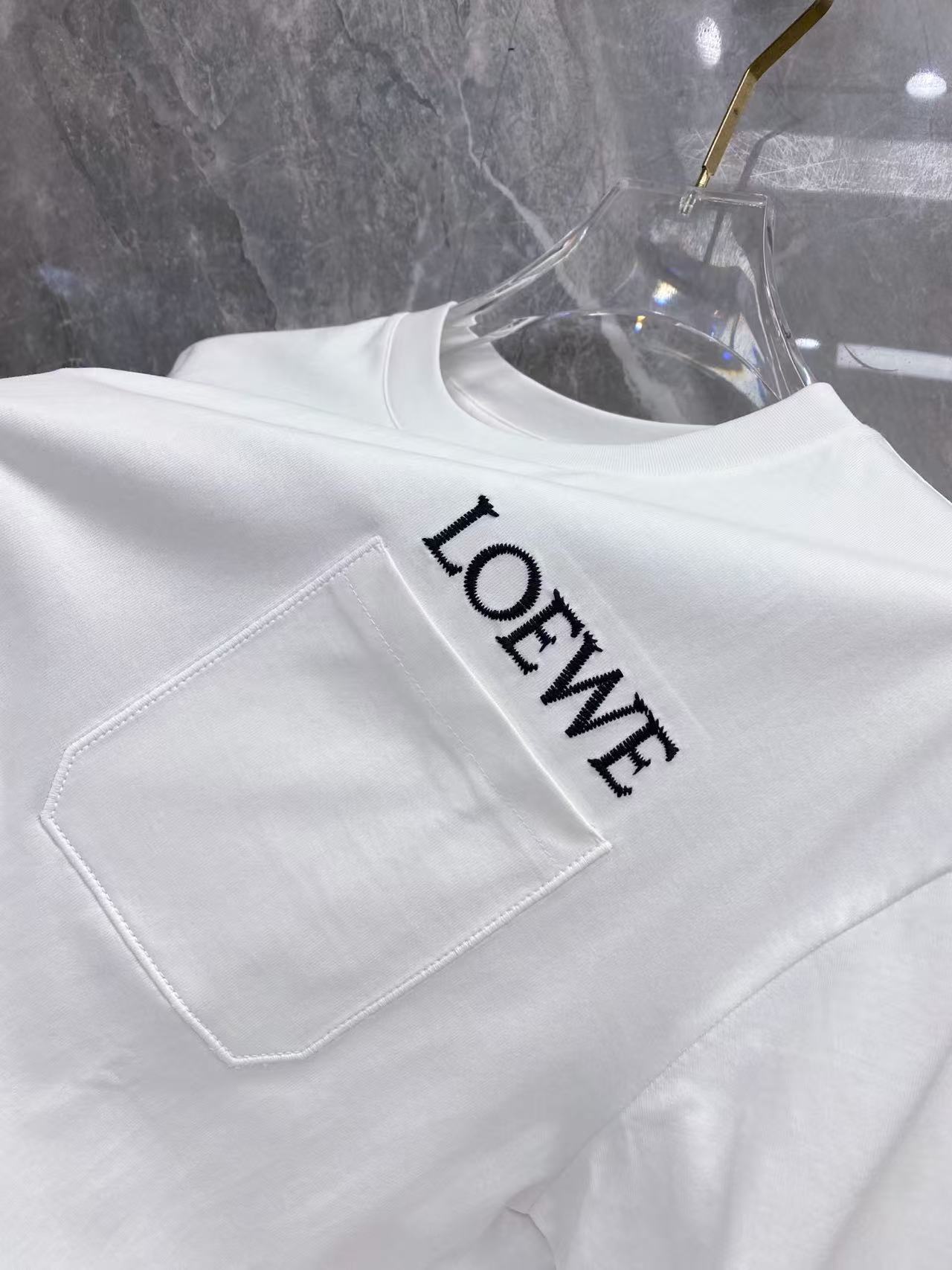 LOEWE Embroidered Pocket Relaxed T-Shirt product image 5 thumbnail