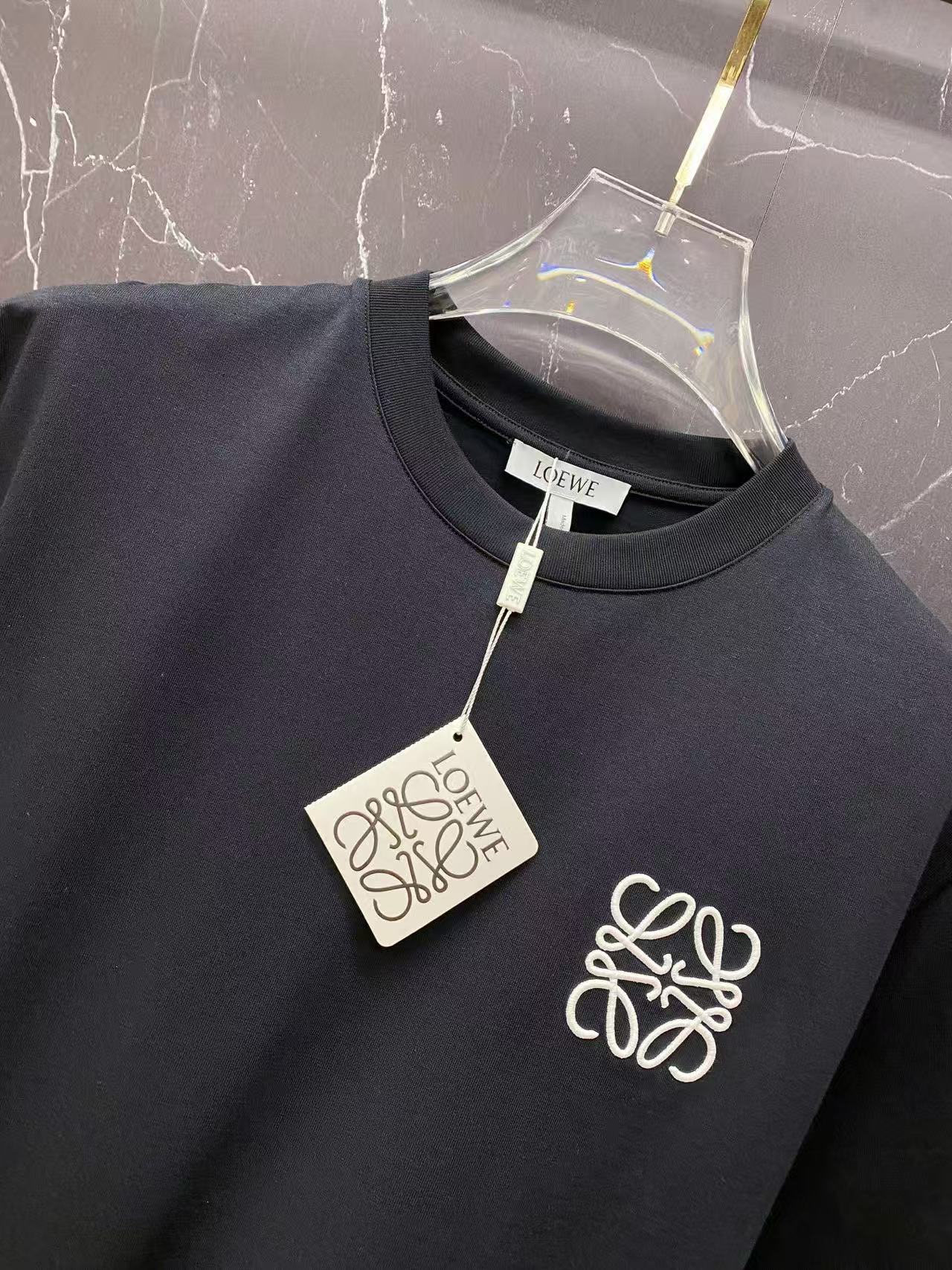 LOEWE Anagram Embroidered Relaxed T-Shirt product image 3 thumbnail