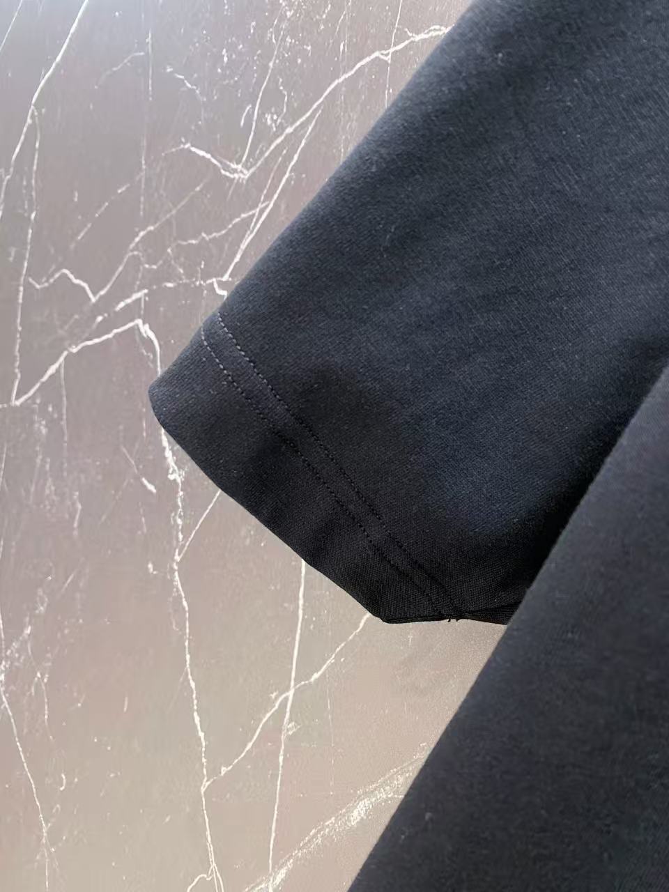 LOEWE Anagram Embroidered Relaxed T-Shirt product image 5 thumbnail