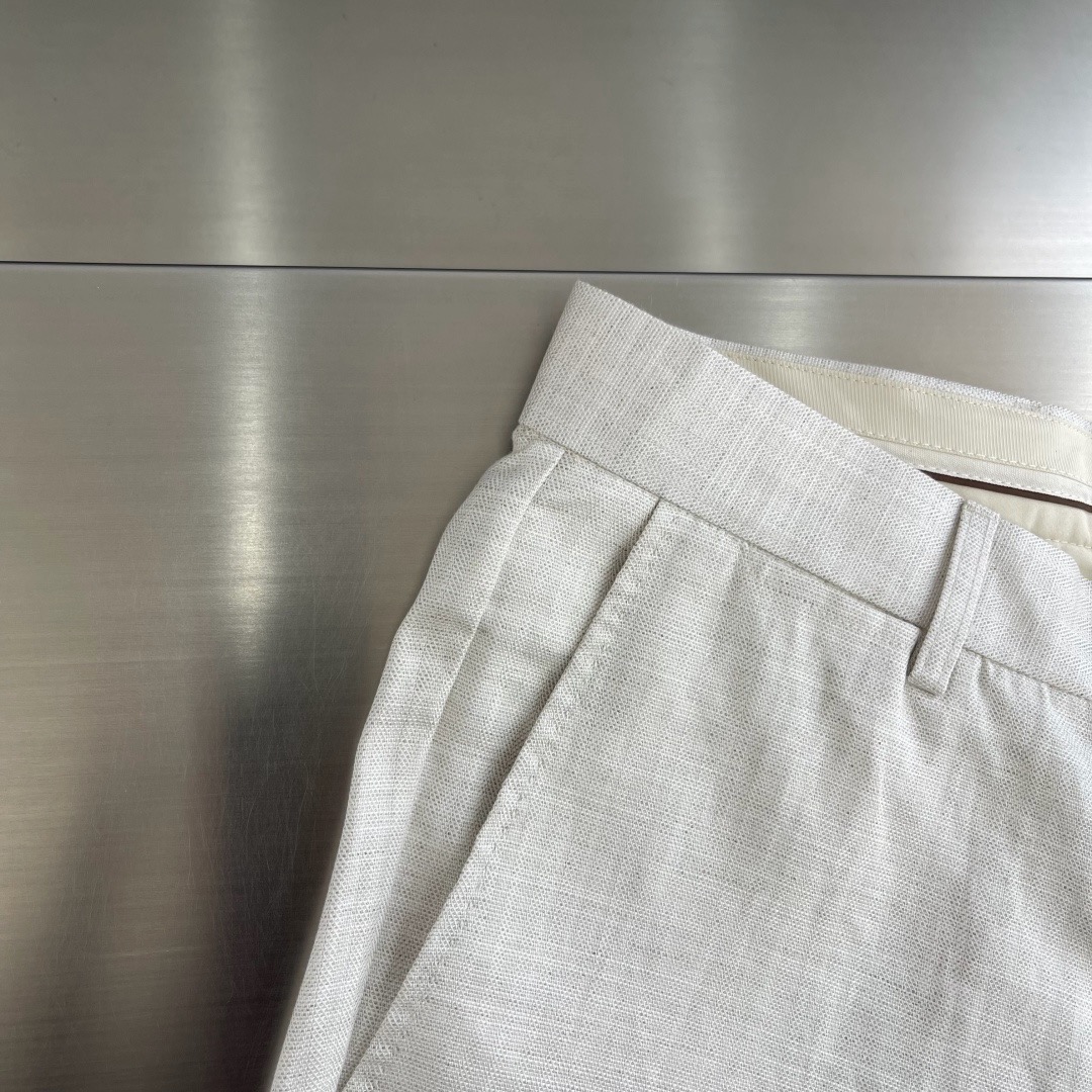Loro Piana Herringbone Cotton-Linen Tapered Cropped Trousers product image 5 thumbnail