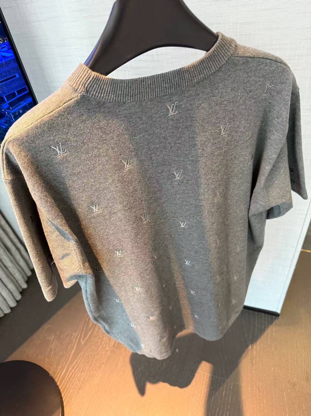 Louis Vuitton All-Over Tonal LV Embroidered Knit T-Shirt product image 2 thumbnail